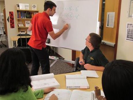 Tutors and Academic Assistance for Community College Students Tutors and Academic Assistance for Community College Students
