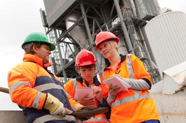 How a Community College Apprenticeship Improves Your Resume